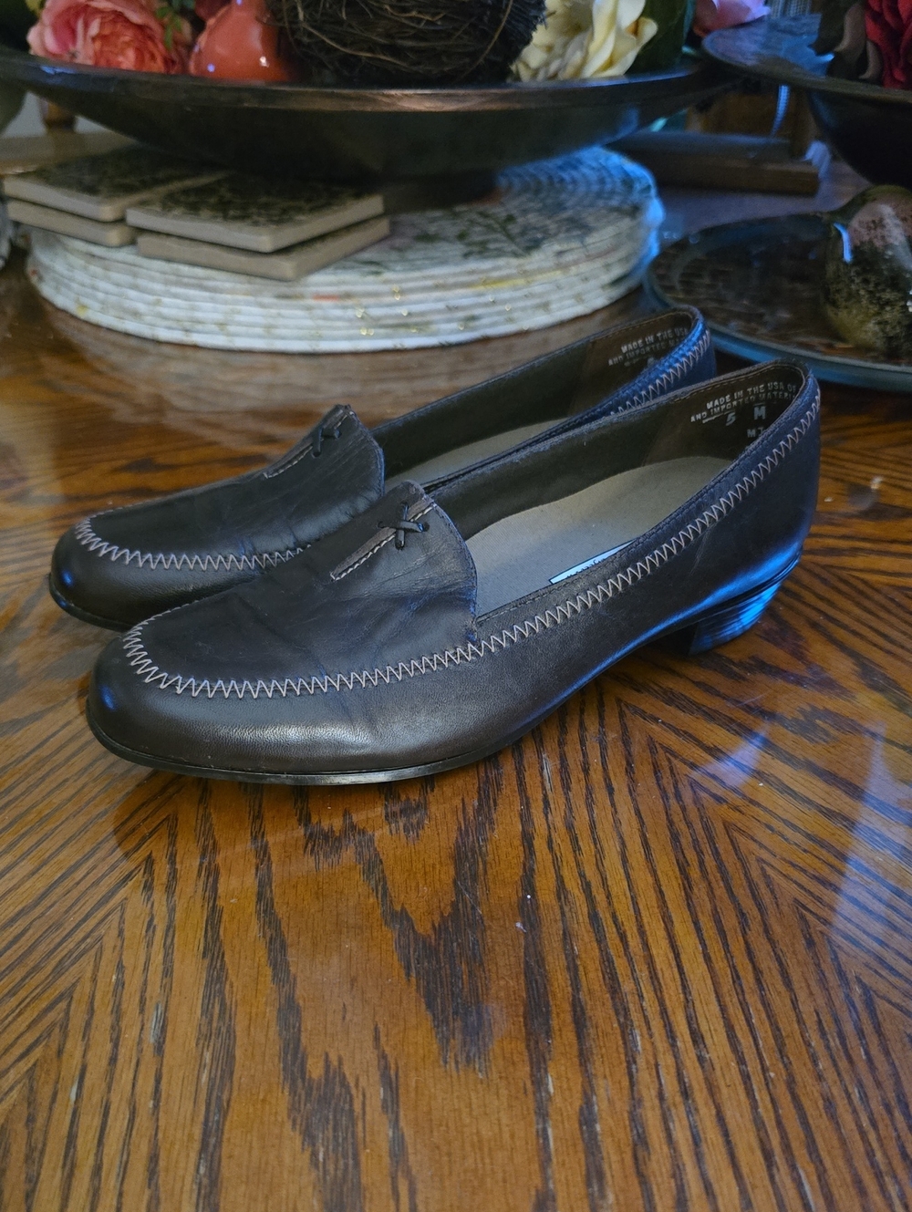 Munro American Brown Leather Flats